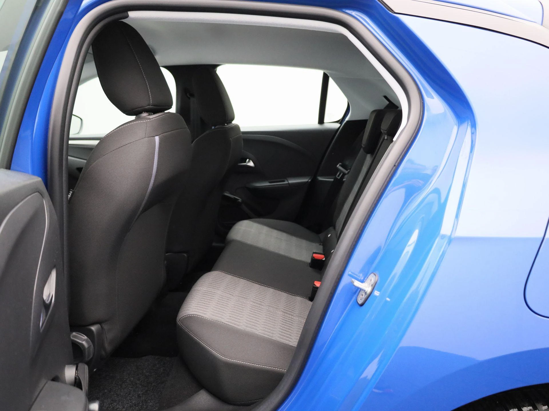 Opel-Corsa-image-11