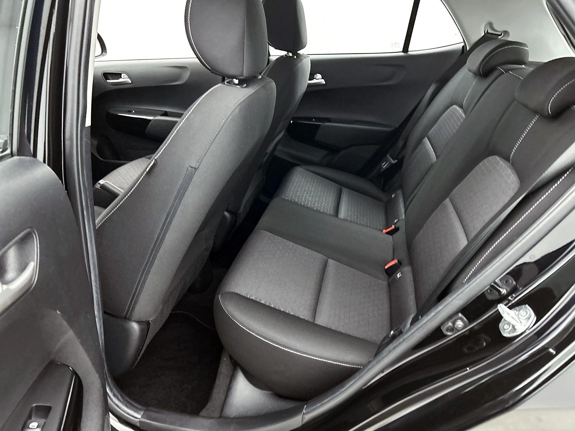 Kia Picanto 1.0 DPi DynamicLine 67 PK