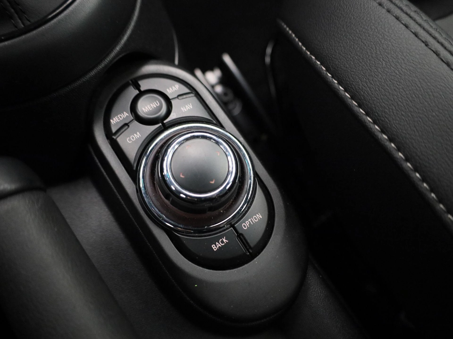 MINI-Cooper-image-20