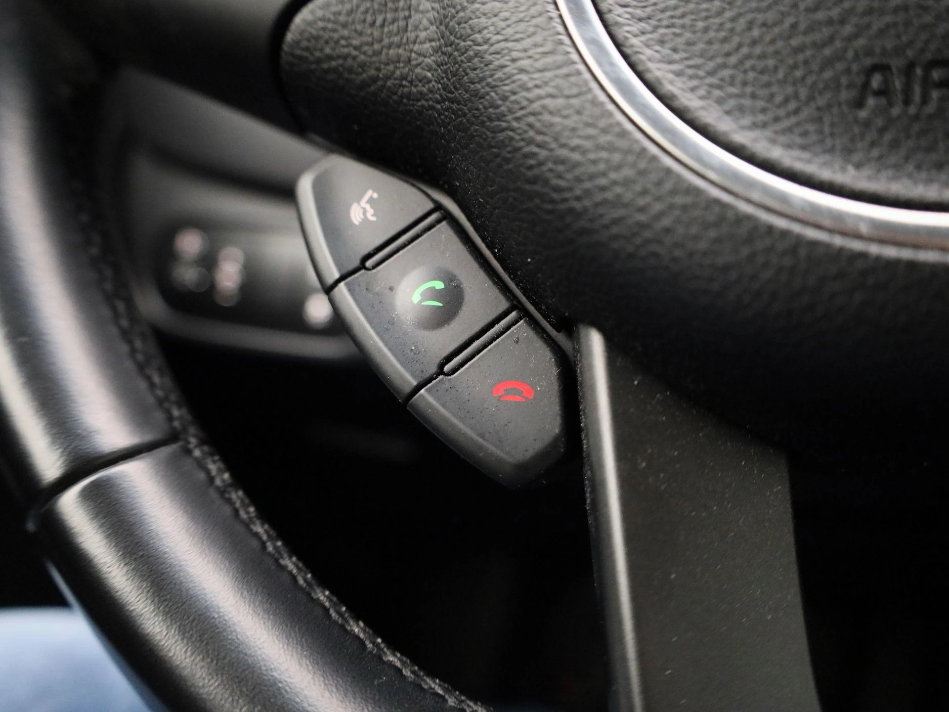 Kia-Carens-image-20