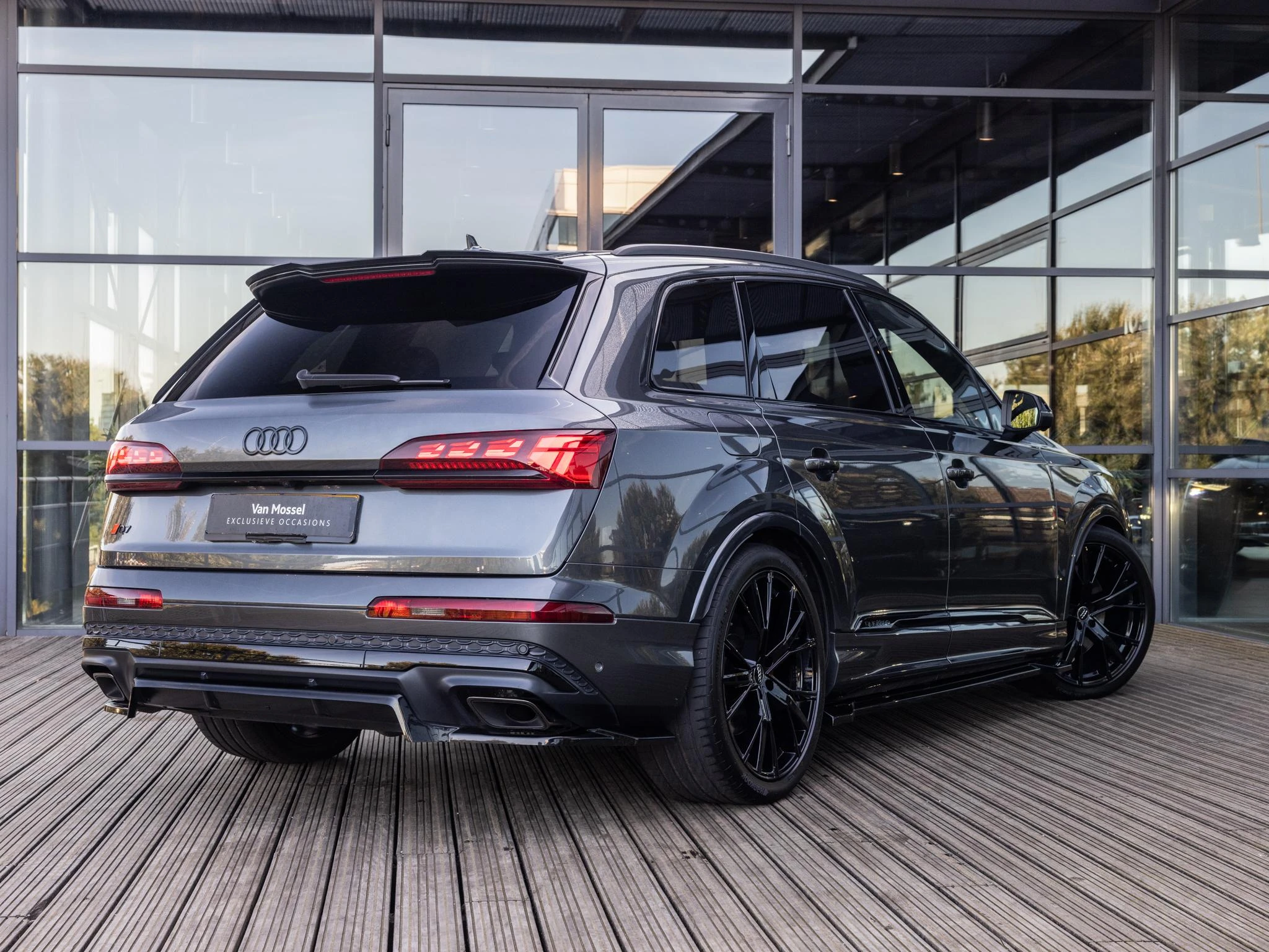 Audi-Q7-image-1