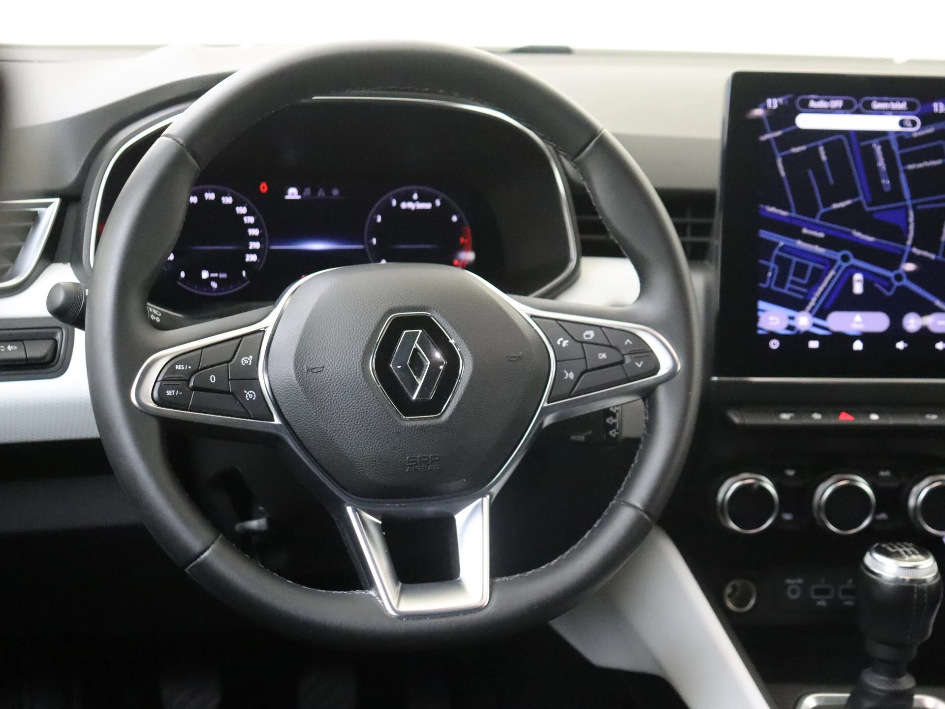 Renault-Clio-image-9