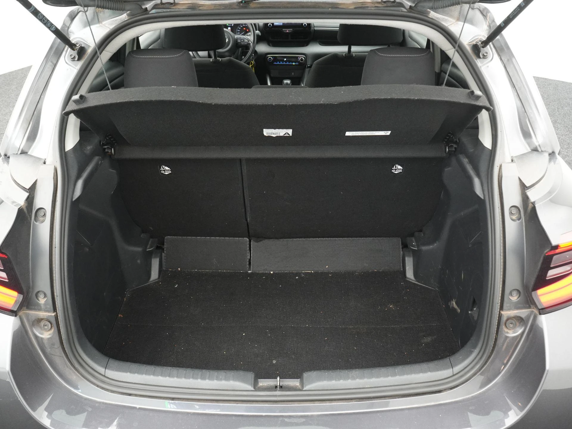 Toyota-Yaris-image-26