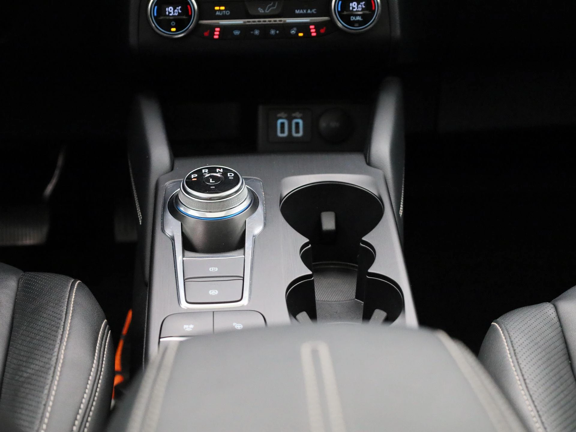 Ford Kuga 2.5 PHEV Vignale