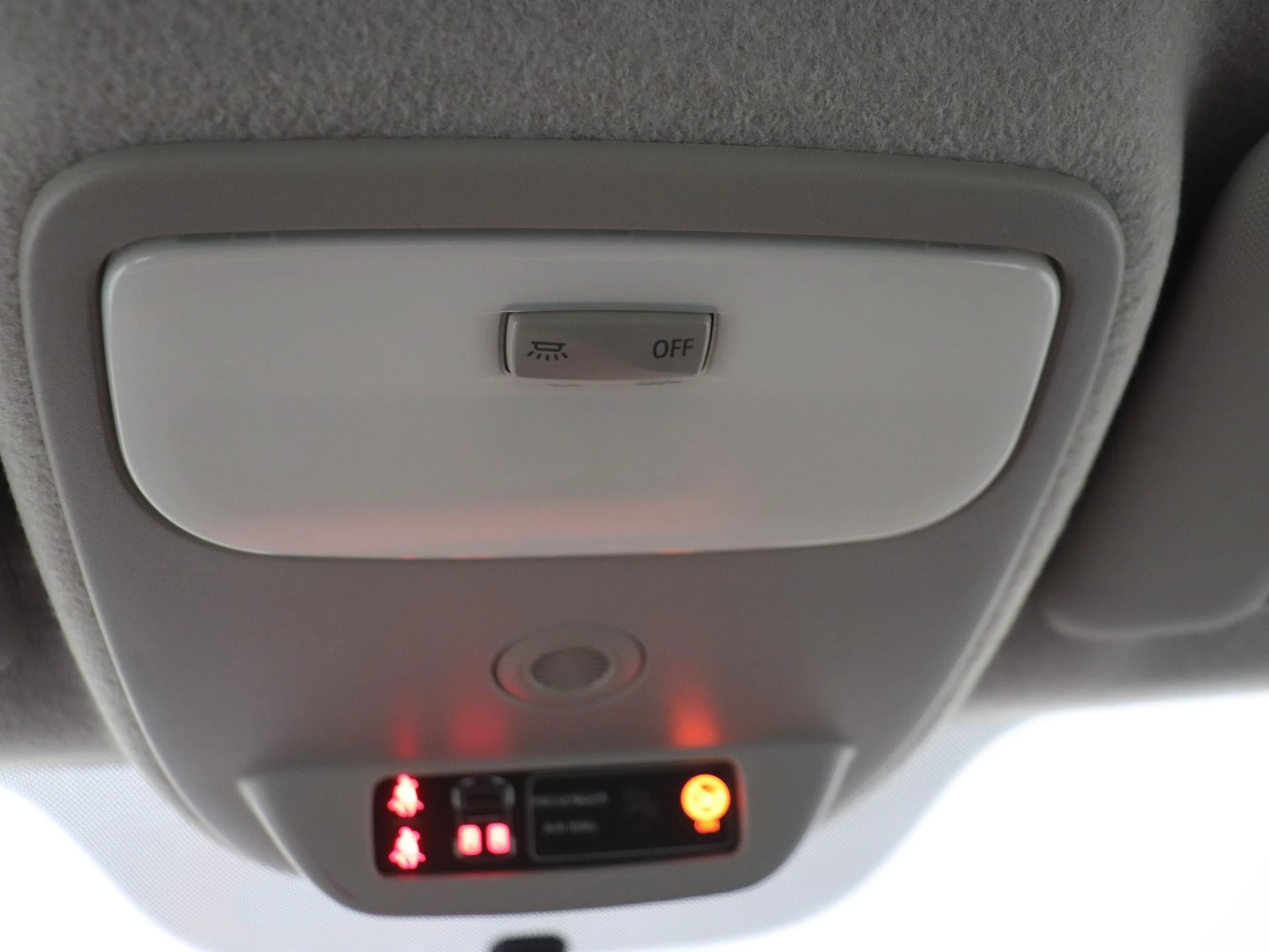 Renault-Twingo-image-19
