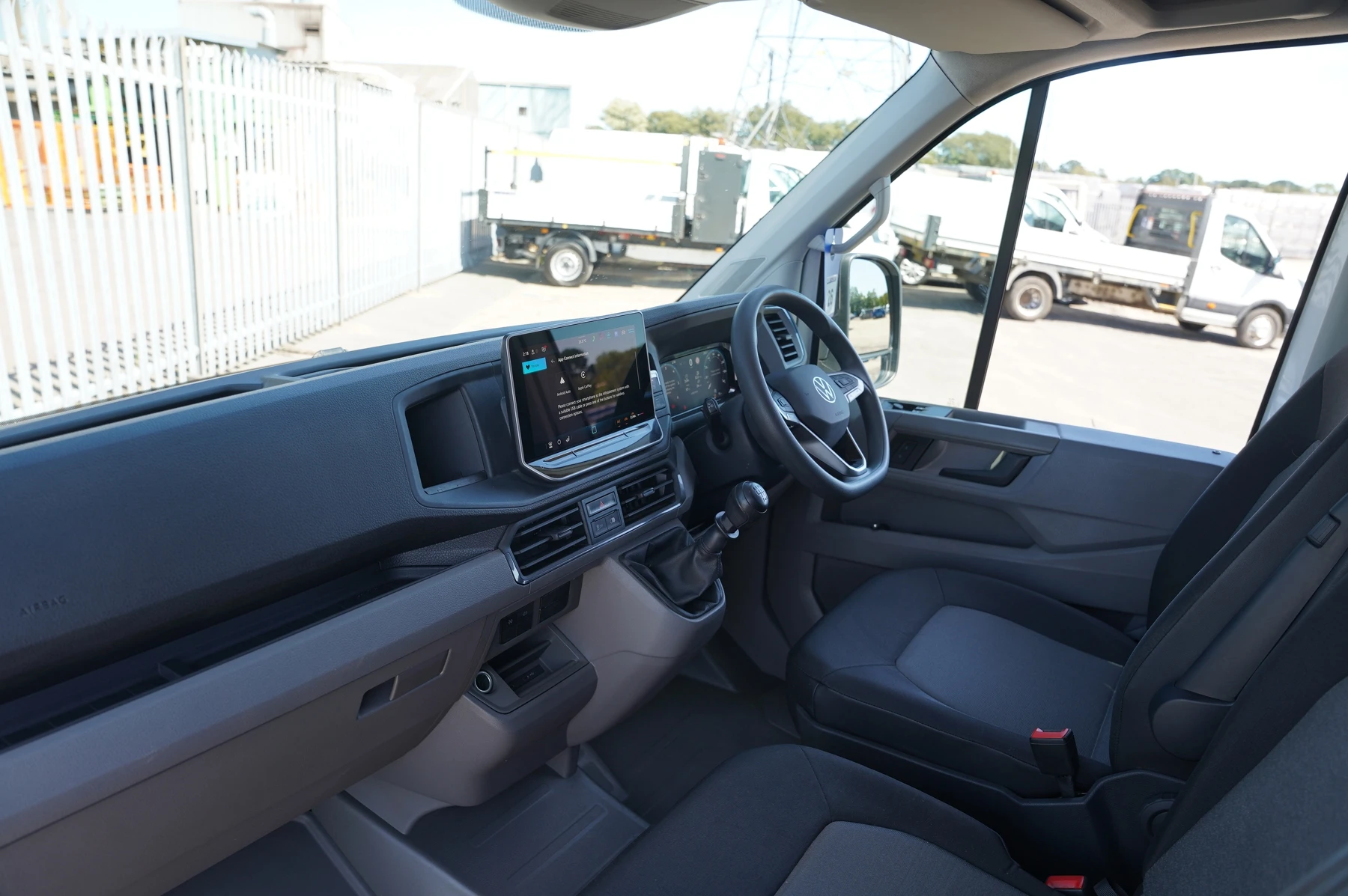 Volkswagen-Crafter-image-1