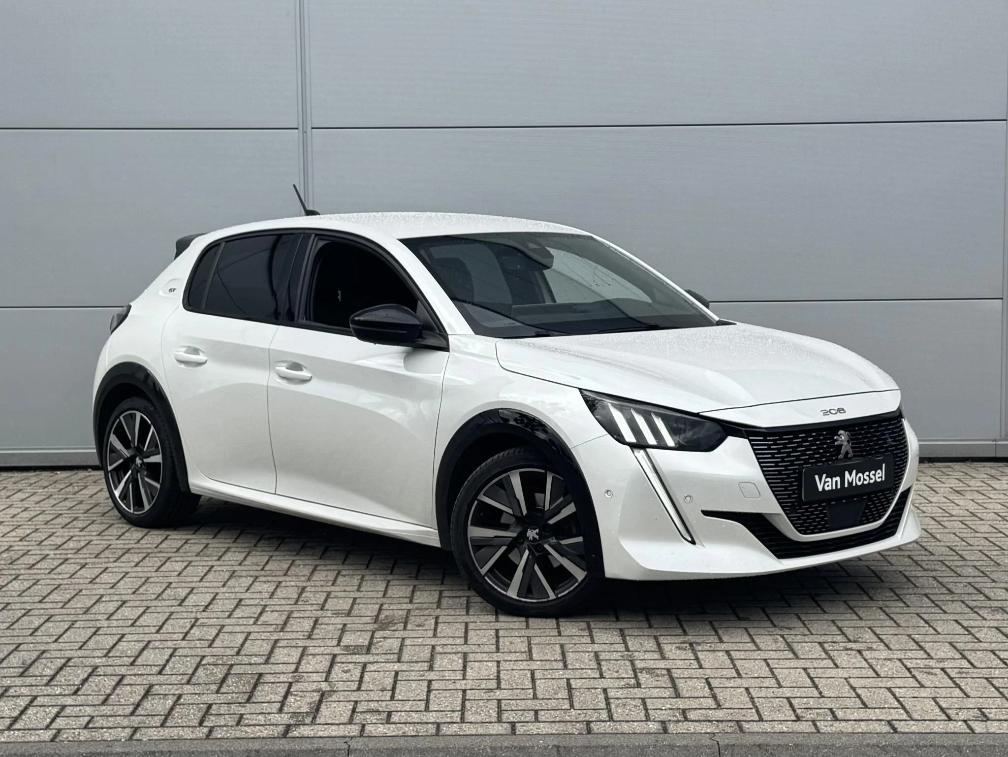 Peugeot-208-image-7