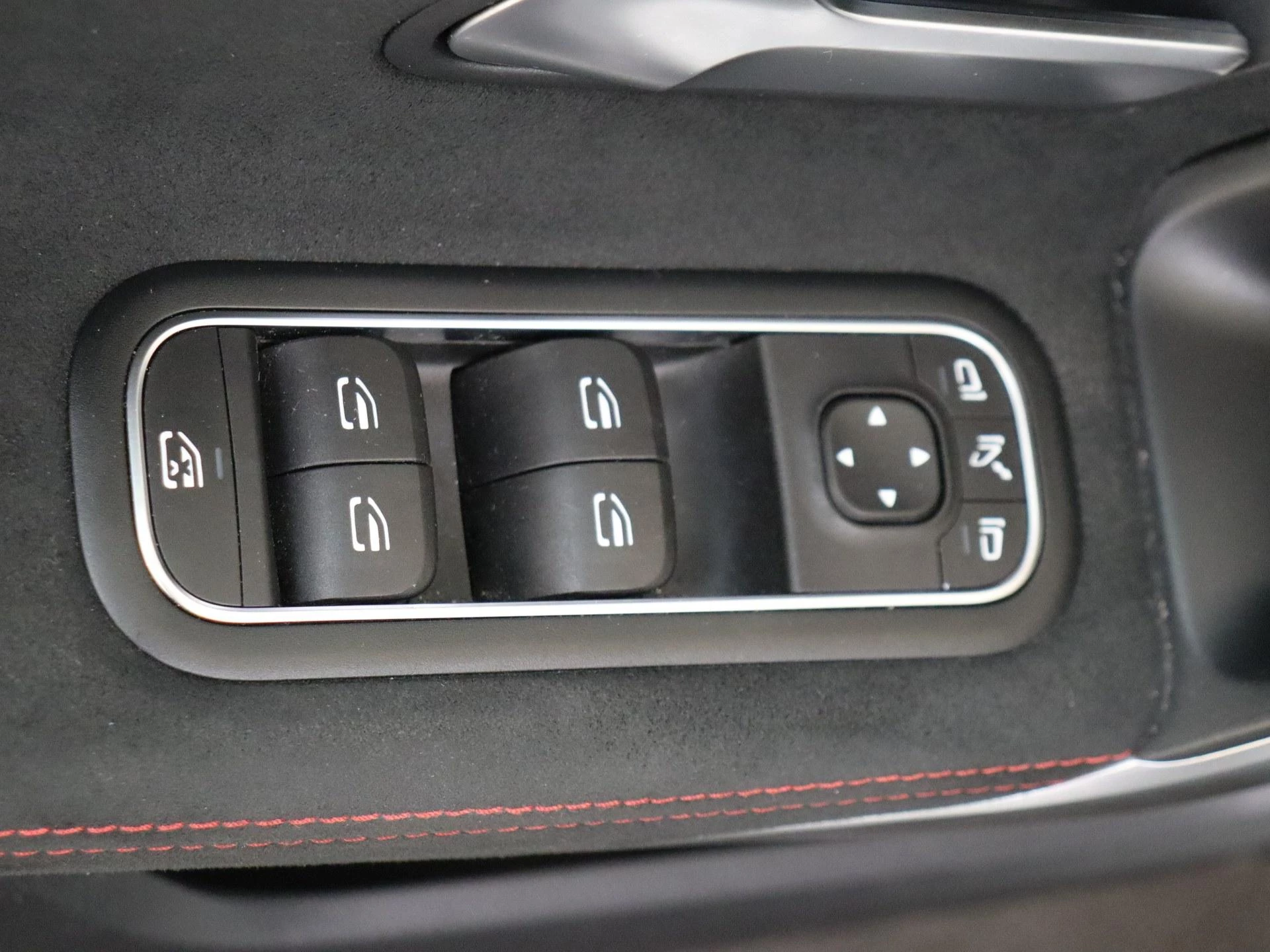 Mercedes-Benz-A-Klasse-image-26