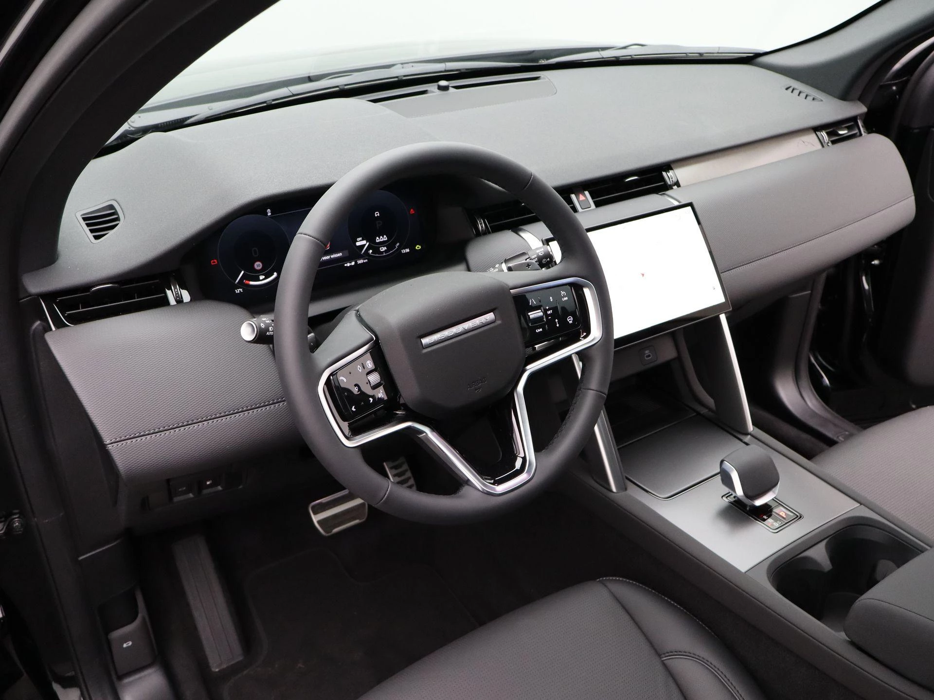 Land Rover-Discovery Sport-image-31