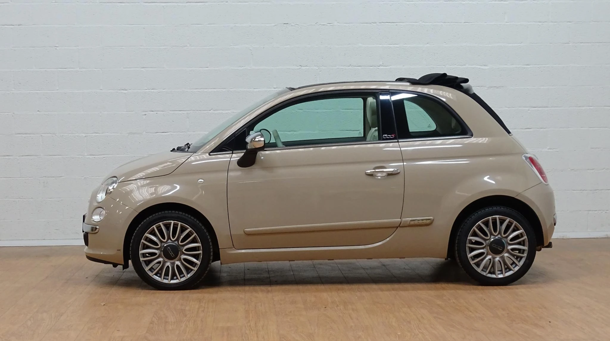Fiat-500C-image-6