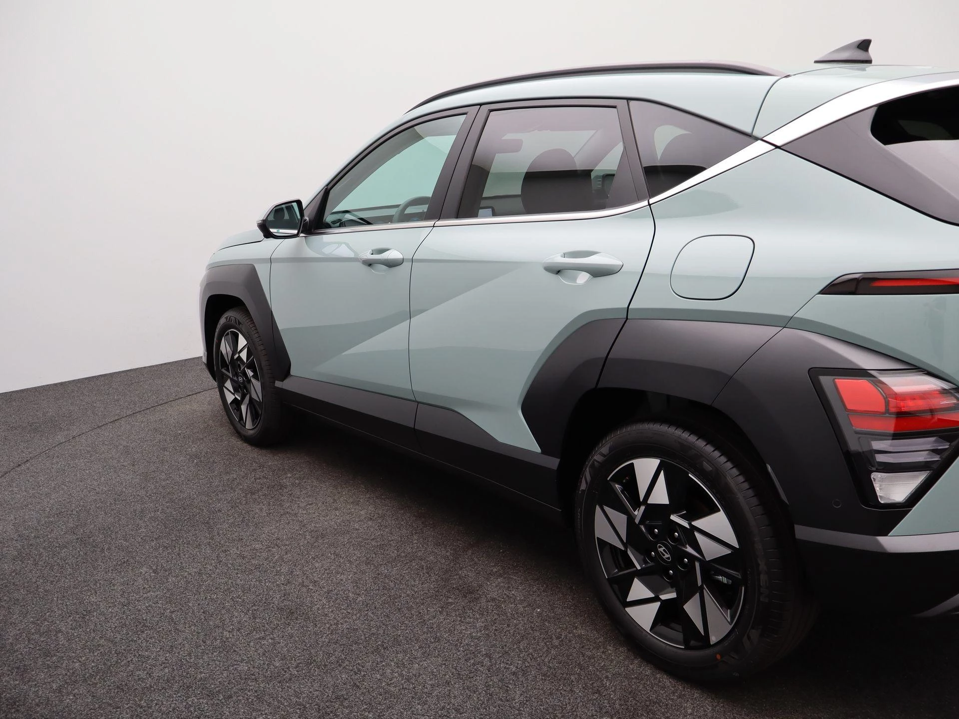 Hyundai-Kona-image-36
