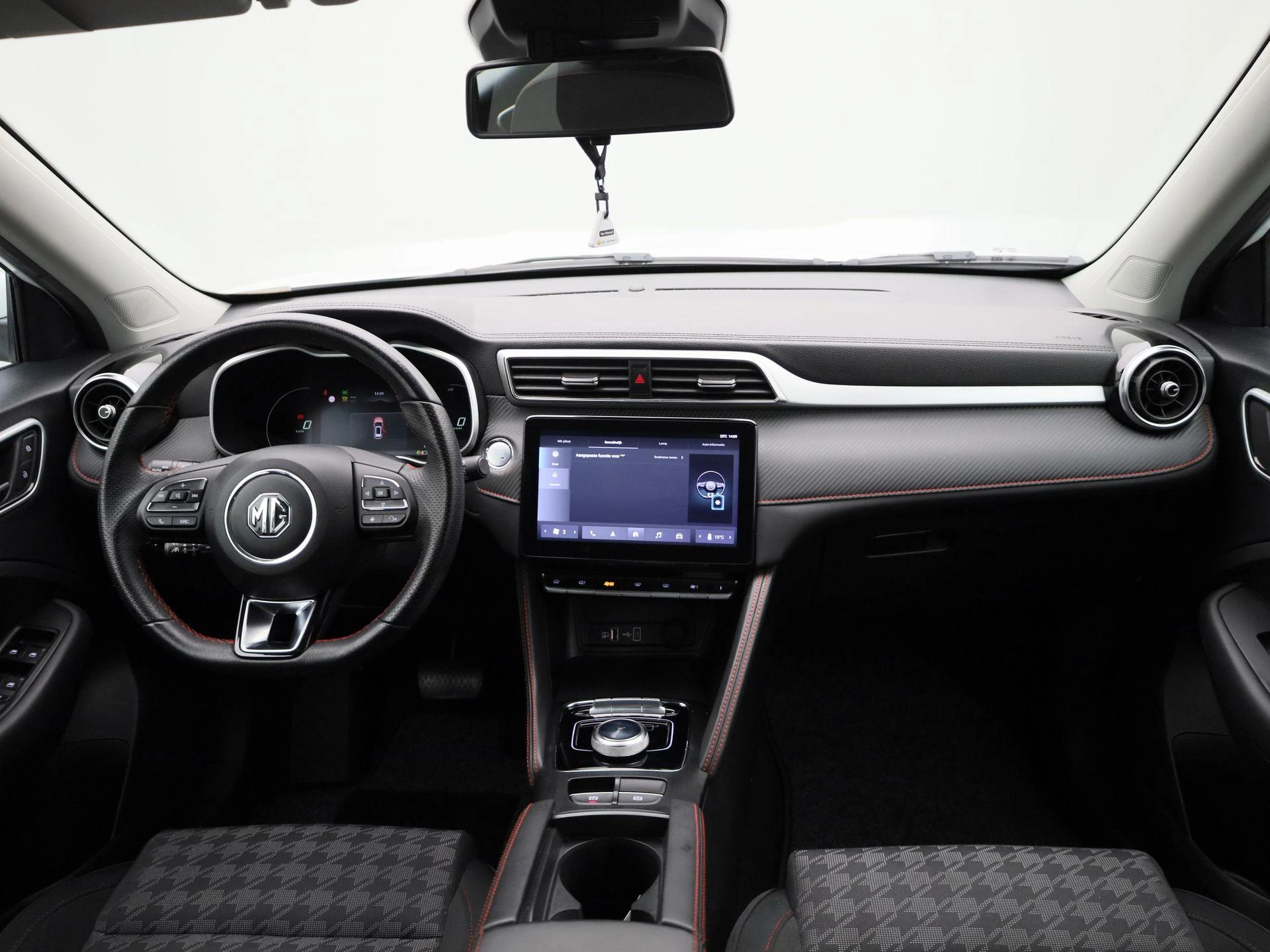 MG-ZS EV-image-34