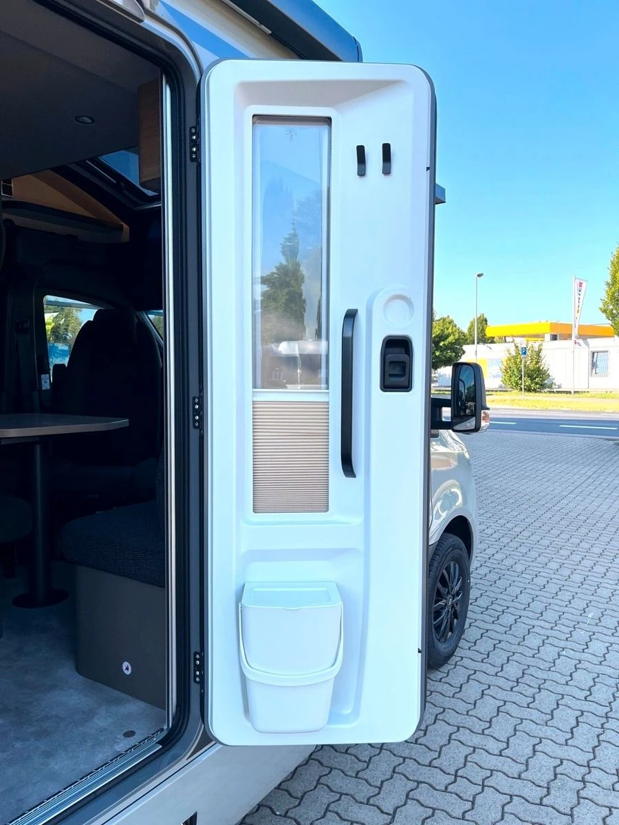 Hymer--image-24