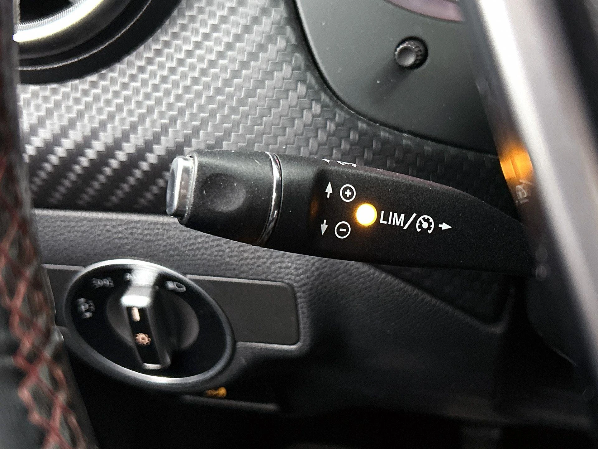 Mercedes-Benz-A-Klasse-image-5