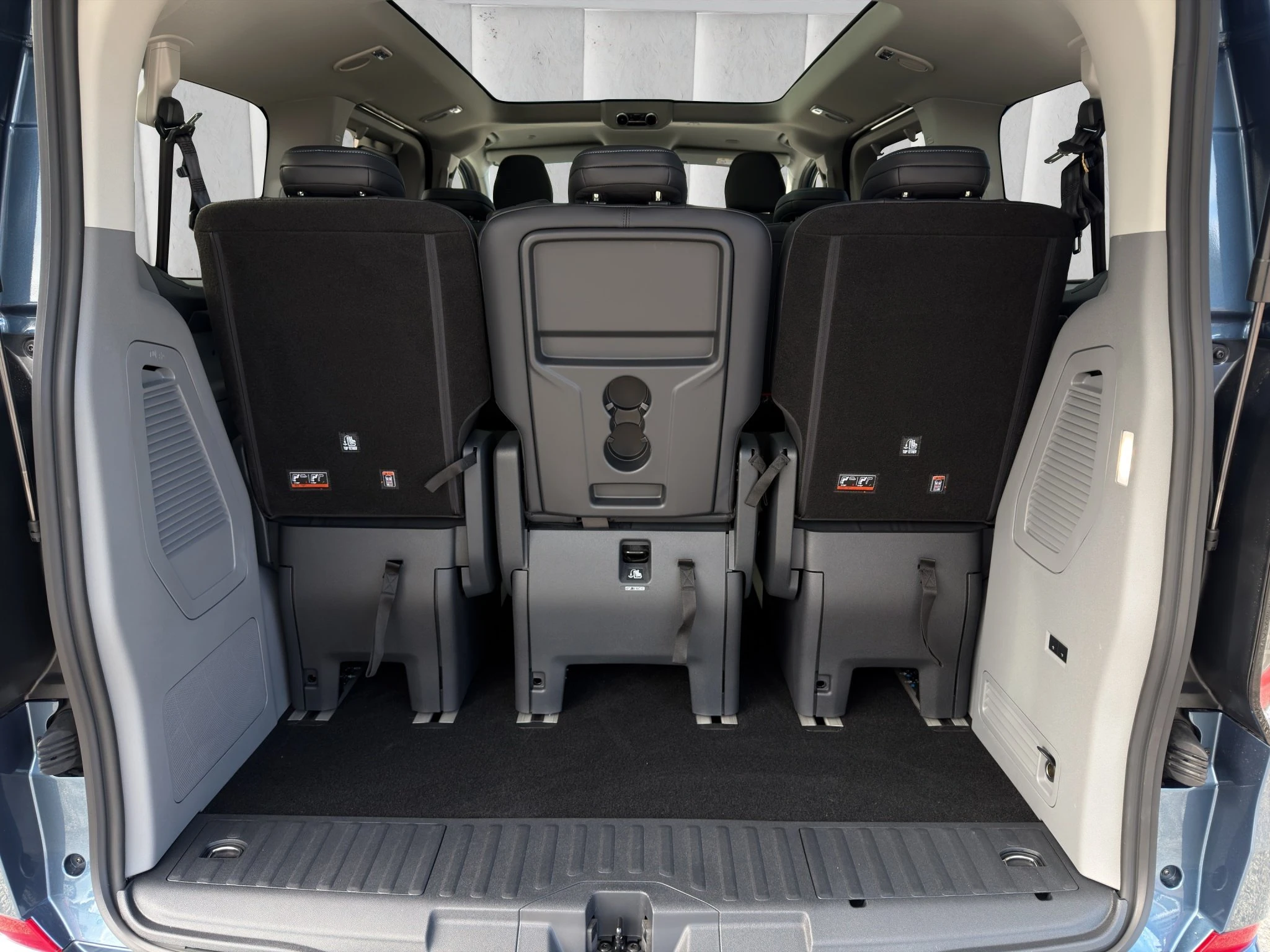 Ford-Tourneo Custom-image-17