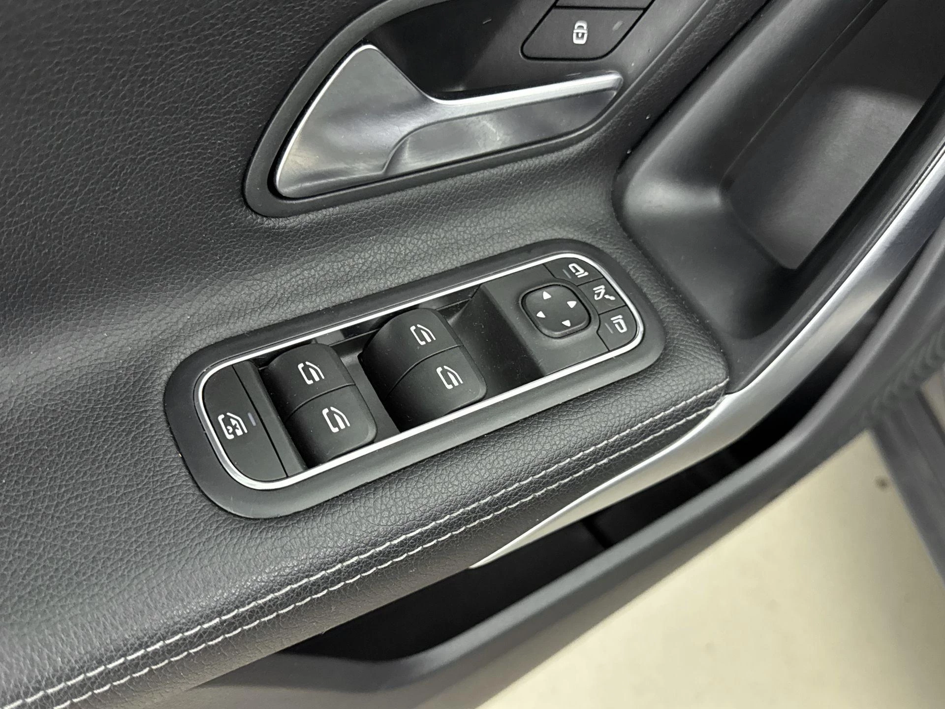 Mercedes-Benz-A-Klasse-image-19