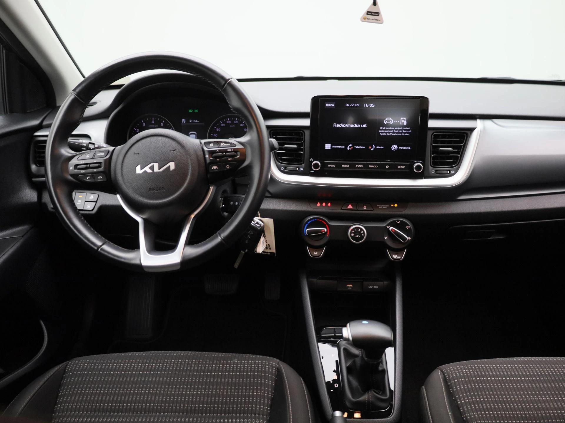 Kia-Stonic-image-6