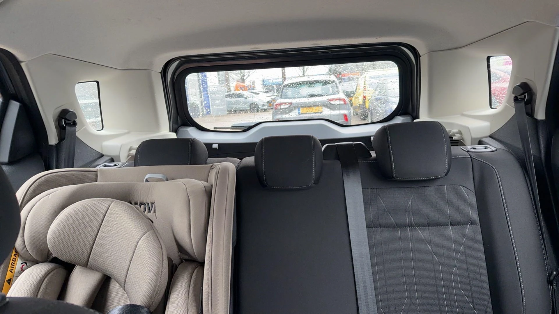 Ford-EcoSport-image-14