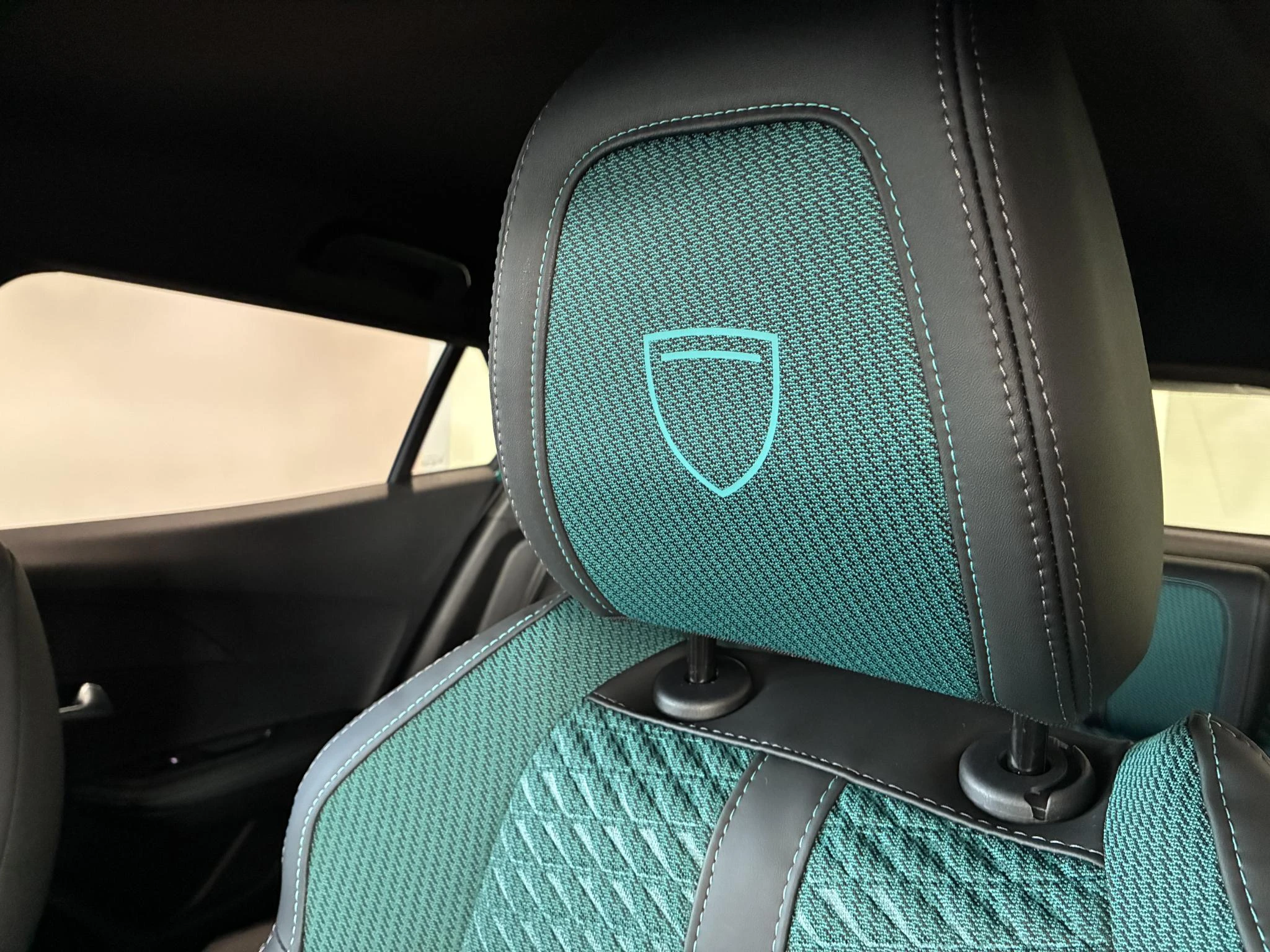 Peugeot-2008-image-33