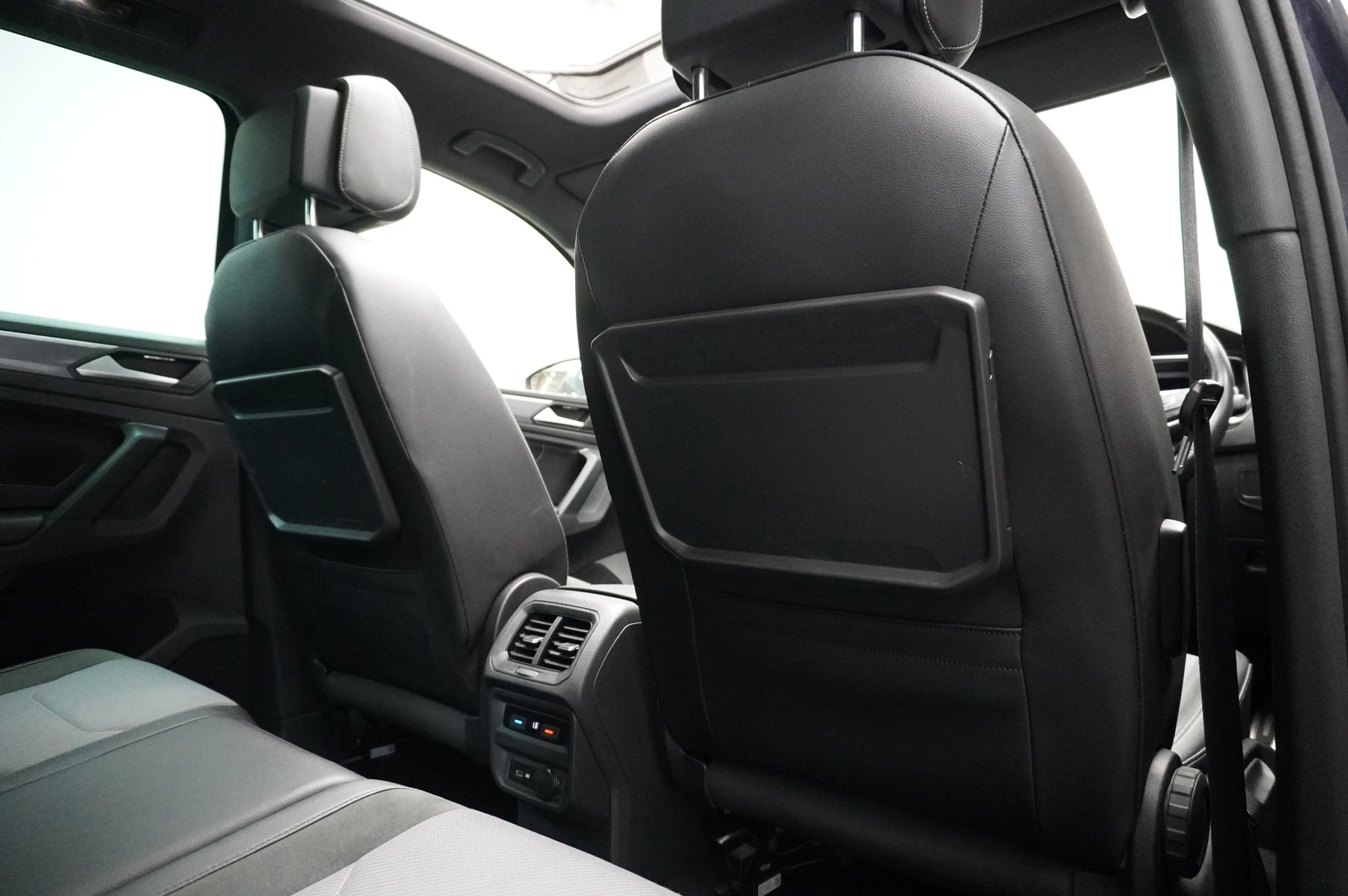 Volkswagen Tiguan 1.5 TSi EVO 150 R-Line Tech 5dr DSG