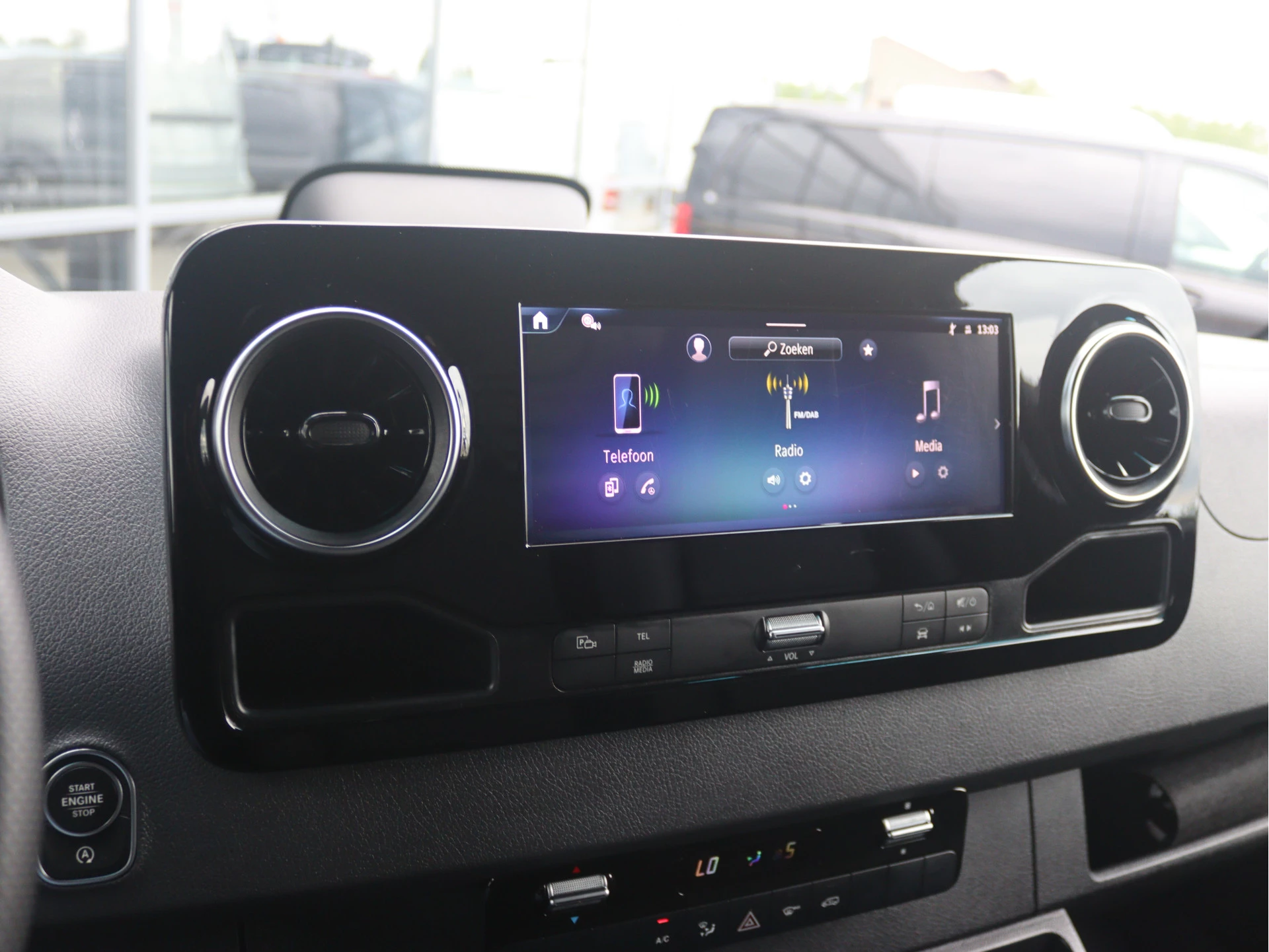 Mercedes-Benz-Sprinter-image-8