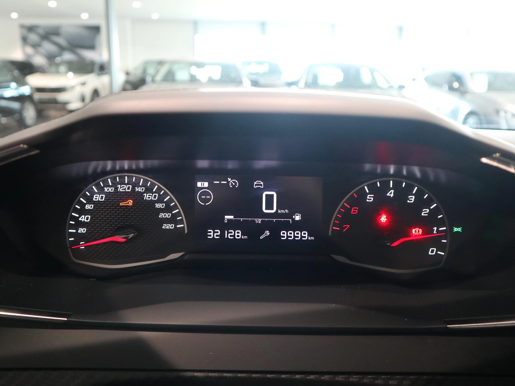 Peugeot-208-image-11