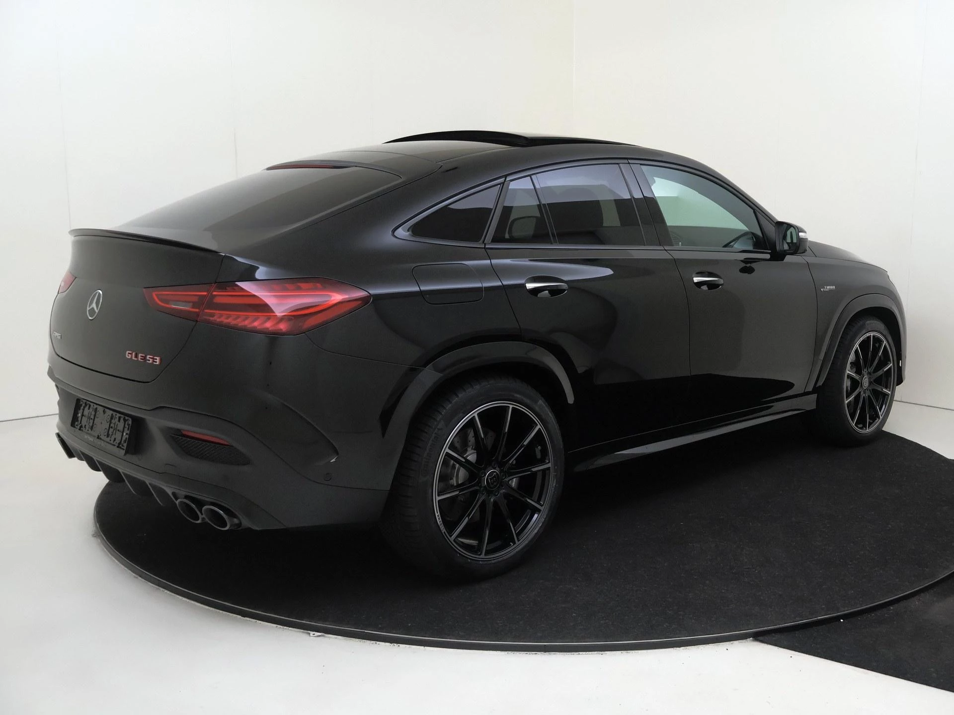 Mercedes-Benz-GLE-image-3