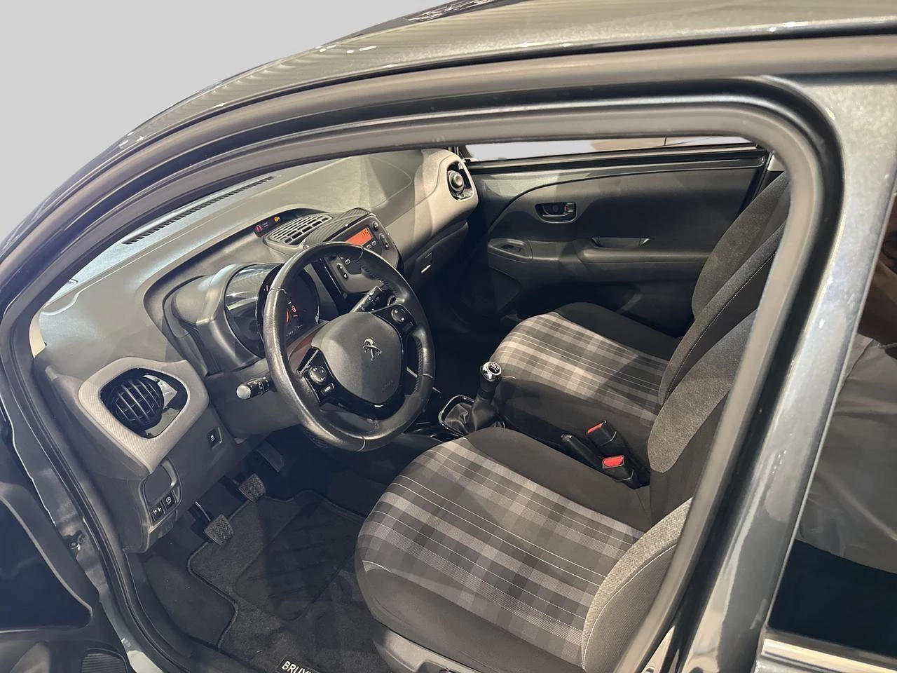 Peugeot 108 1.0 VTi 53kW Style