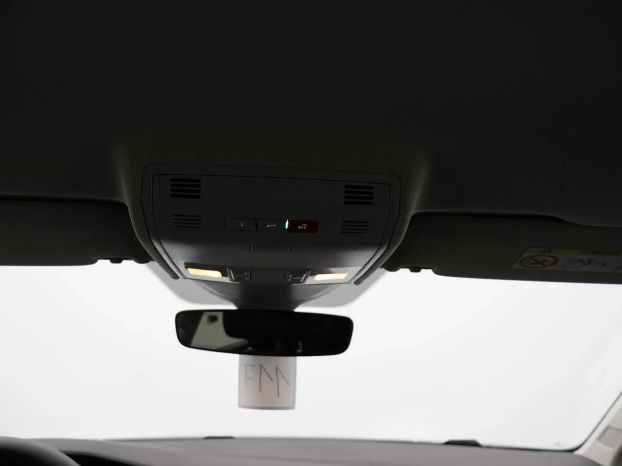 Volkswagen-Polo-image-24