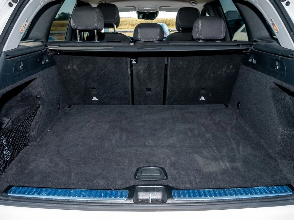 Mercedes-Benz-GLC 200 d-image-15