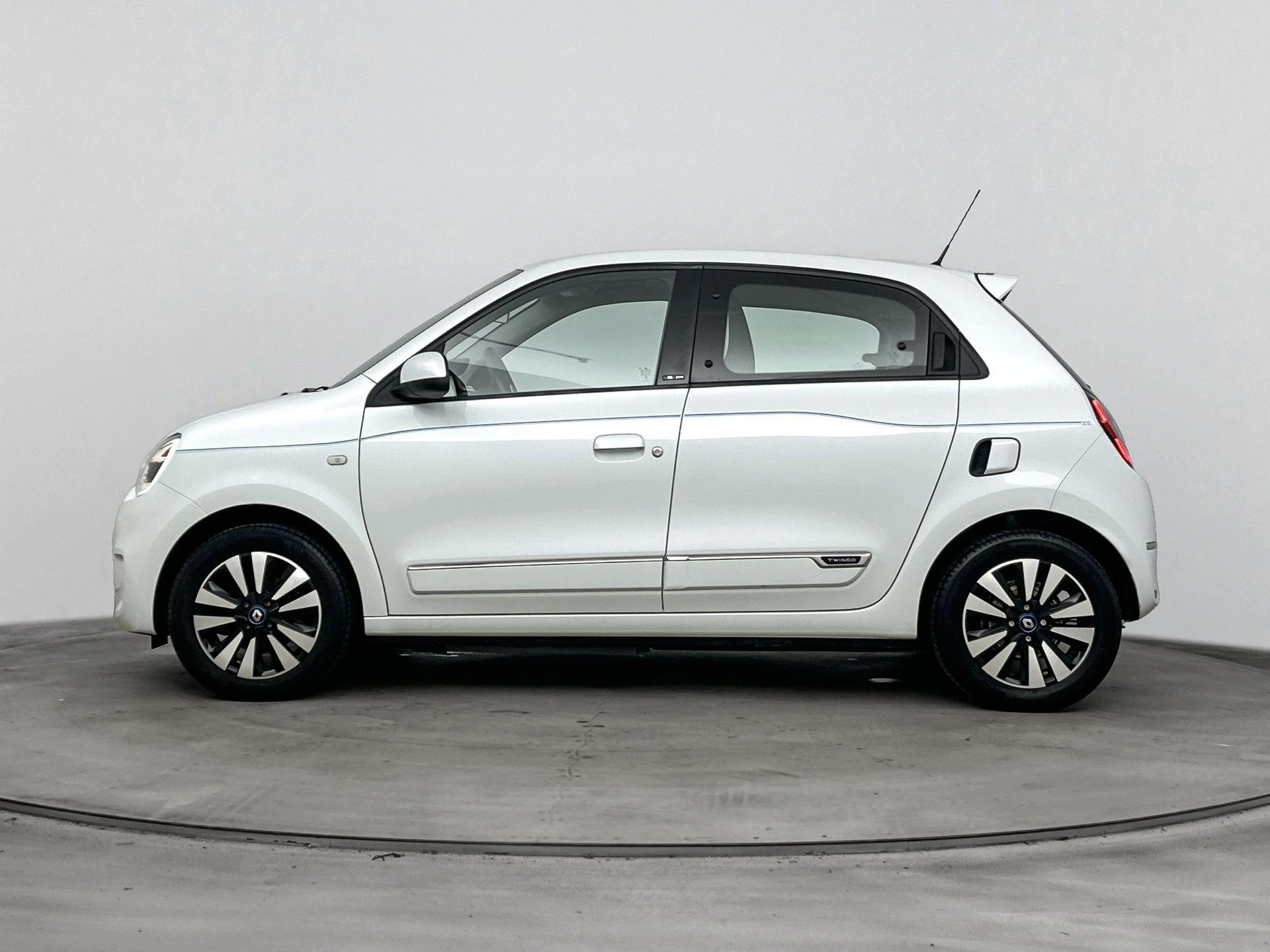 Renault Twingo Z.E. R80 Pk Intens