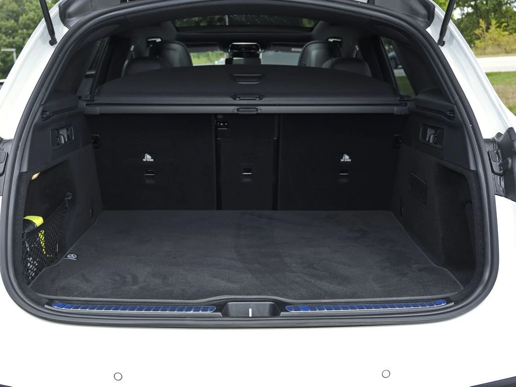 Mercedes-Benz-GLC 220 d-image-15
