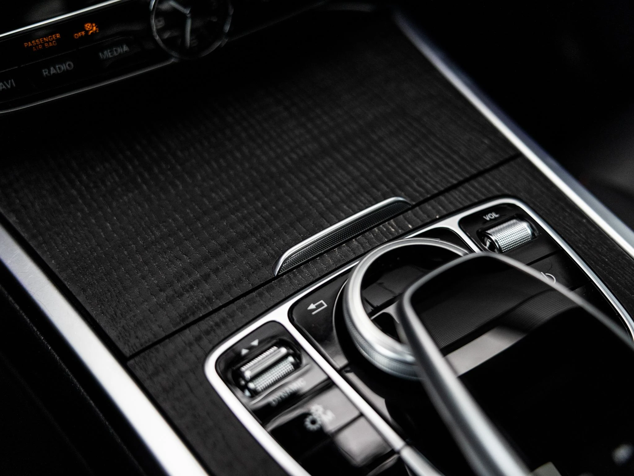 Mercedes-Benz-G-Klasse-image-51