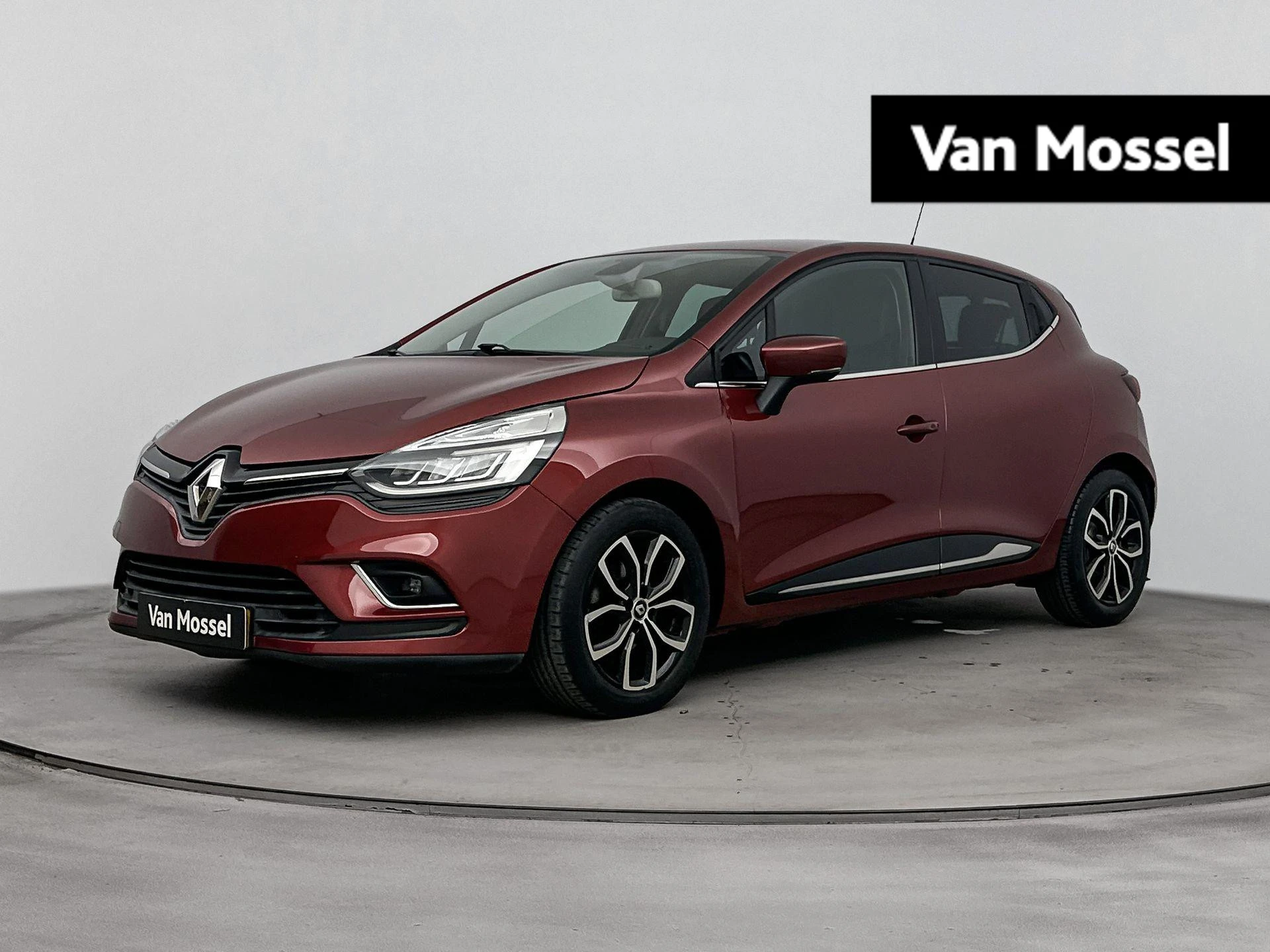 Renault-Clio-image-0