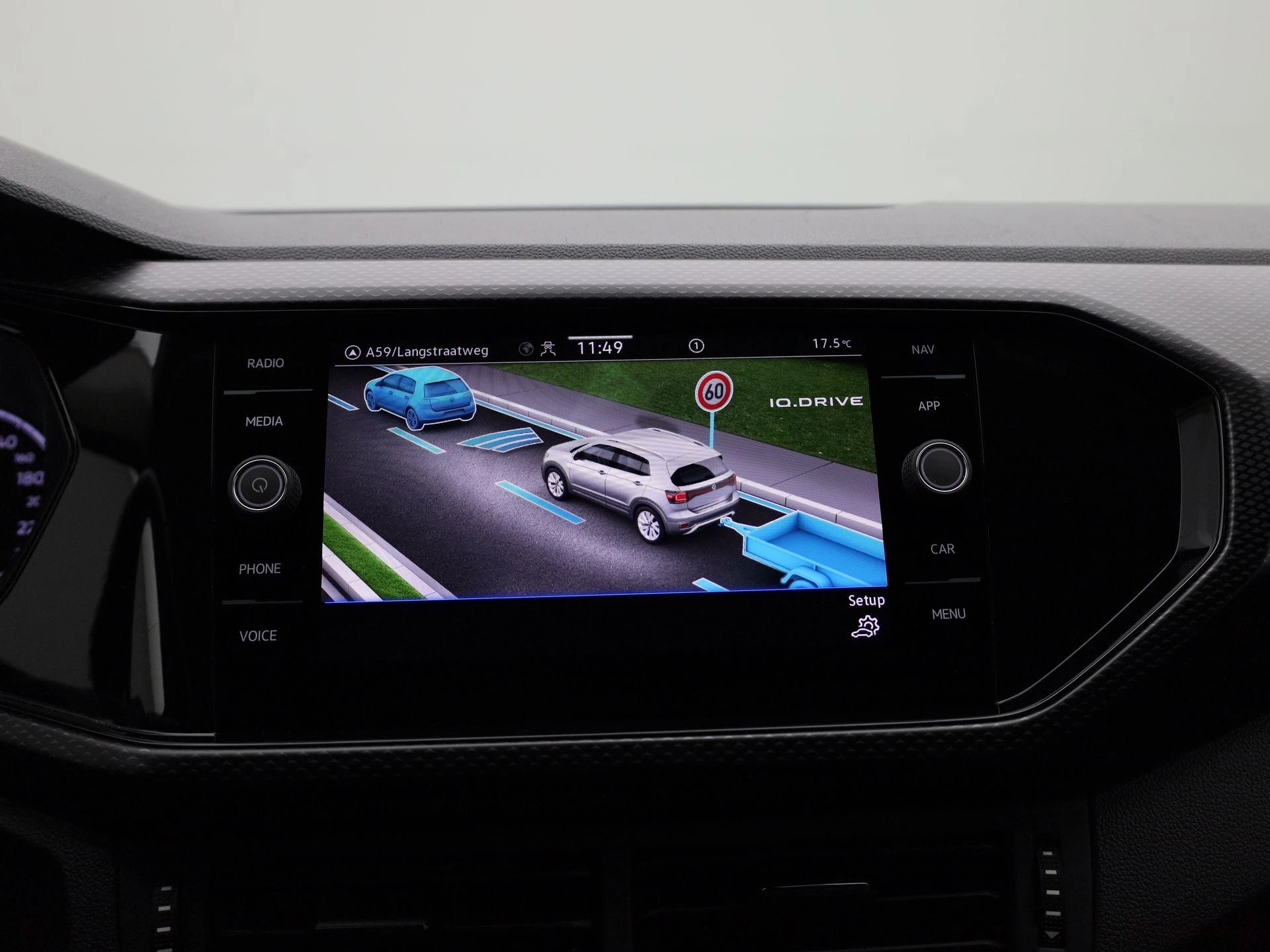 Volkswagen-T-Cross-image-28