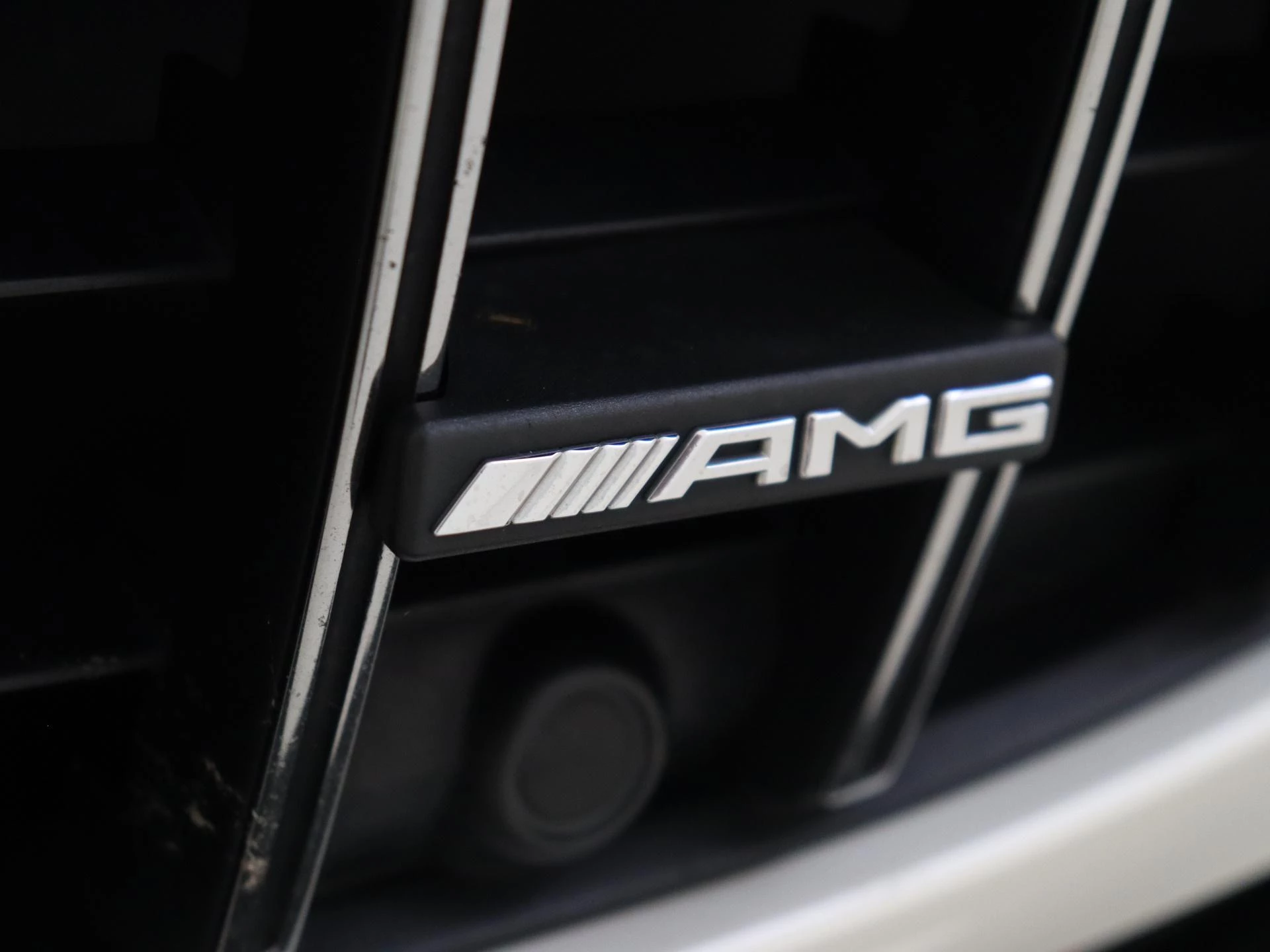 Mercedes-Benz-E-Klasse-image-5