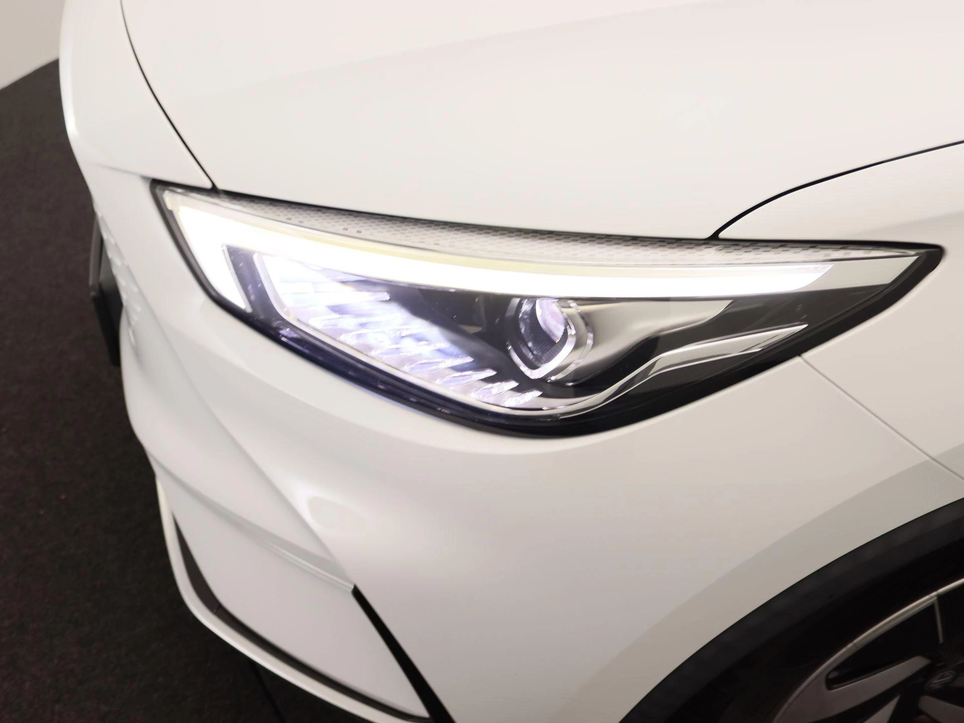 MG ZS EV Standard Range Luxury 50 kWh