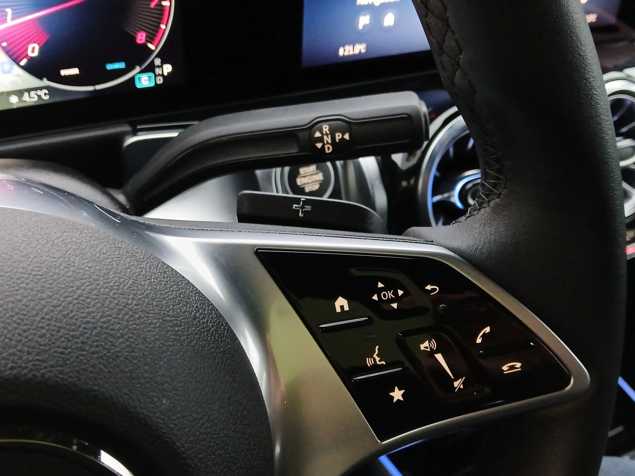 Mercedes-Benz GLB 200 Progressive AUT | LED | NAVI |