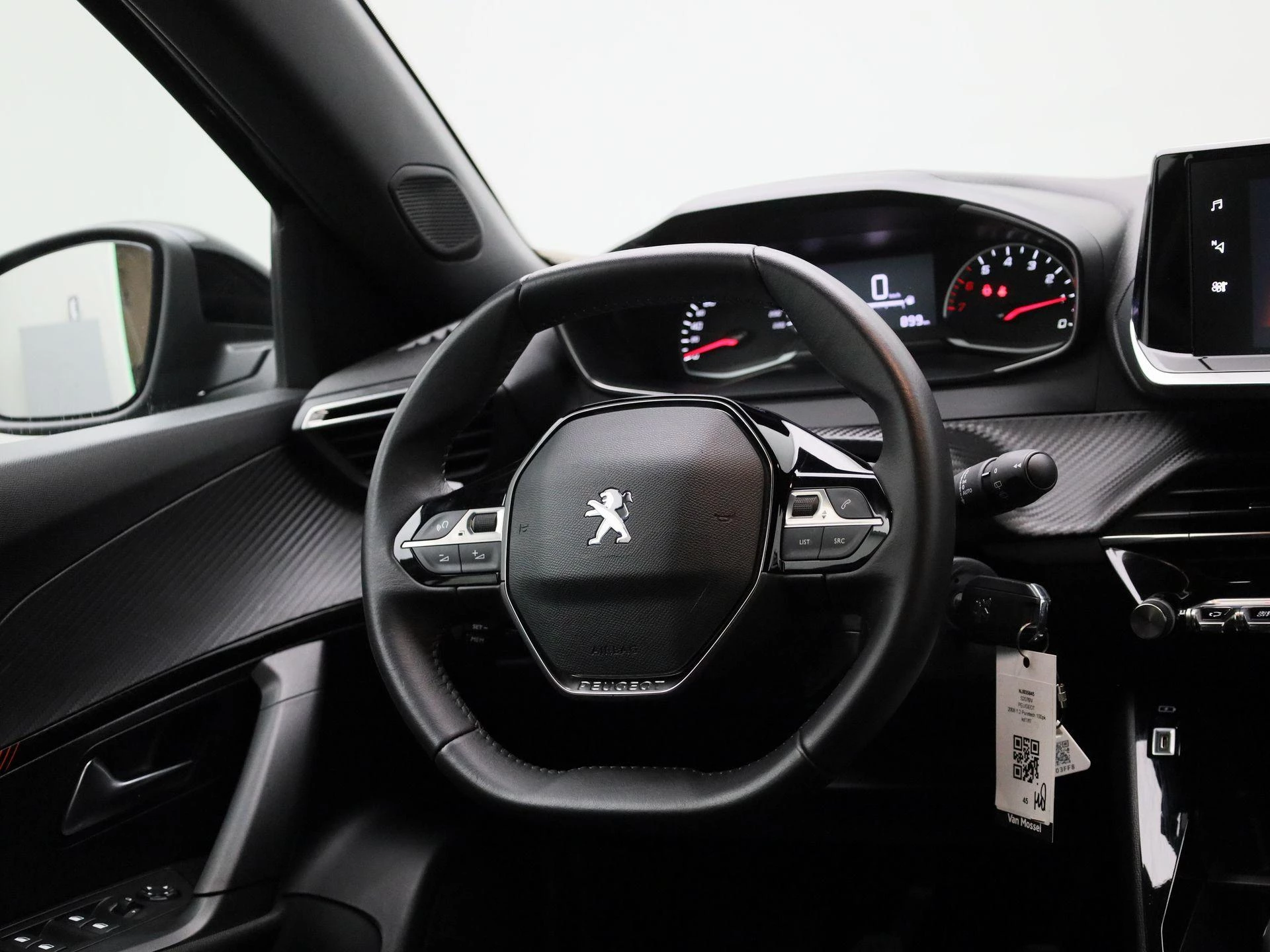 Peugeot-2008-image-31