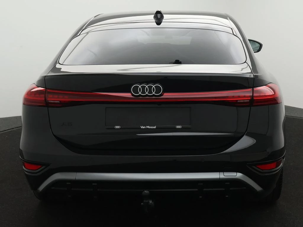 Audi-A6 Sportback e-tron-image-5