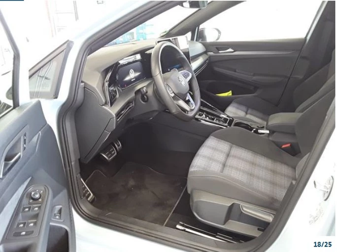 Volkswagen Golf GTE 1.5 TSI DSG eHybrid AHK, DCC