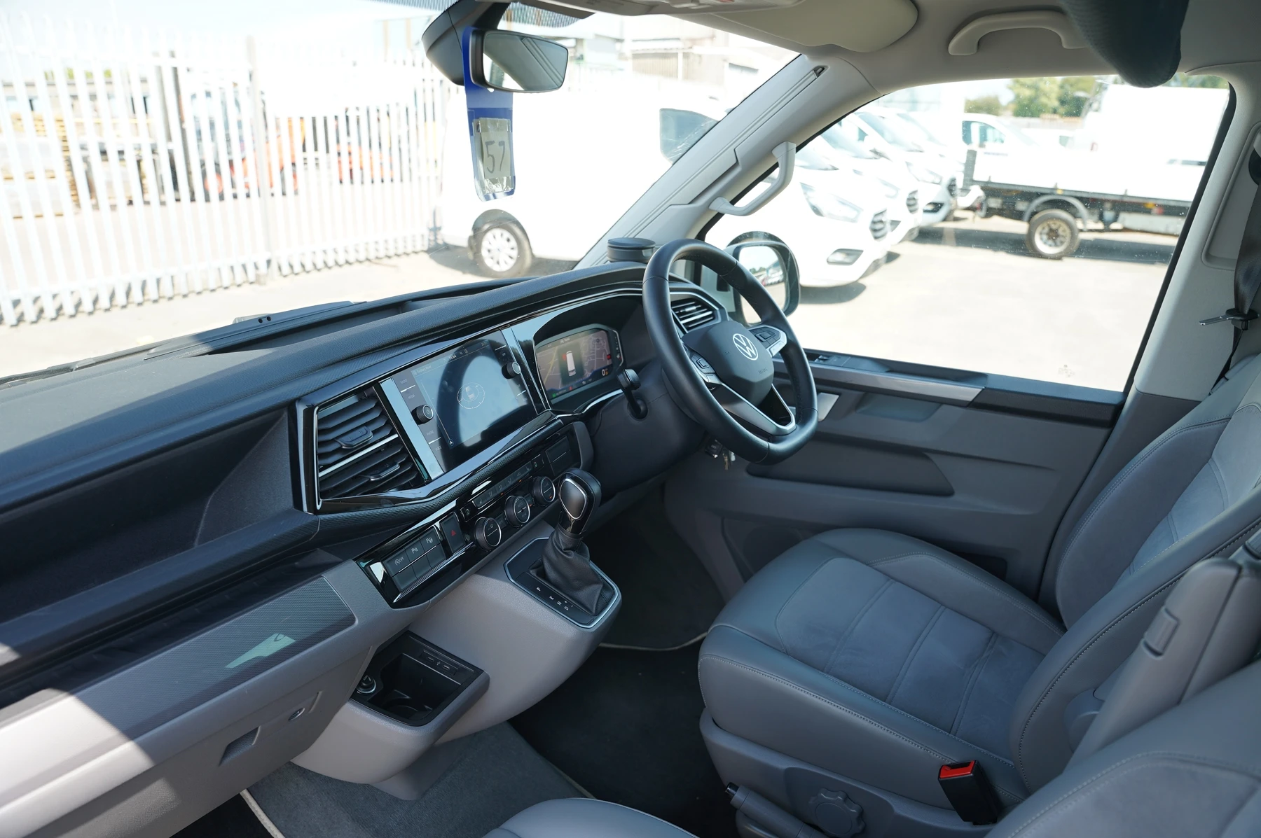 Volkswagen-California-image-1