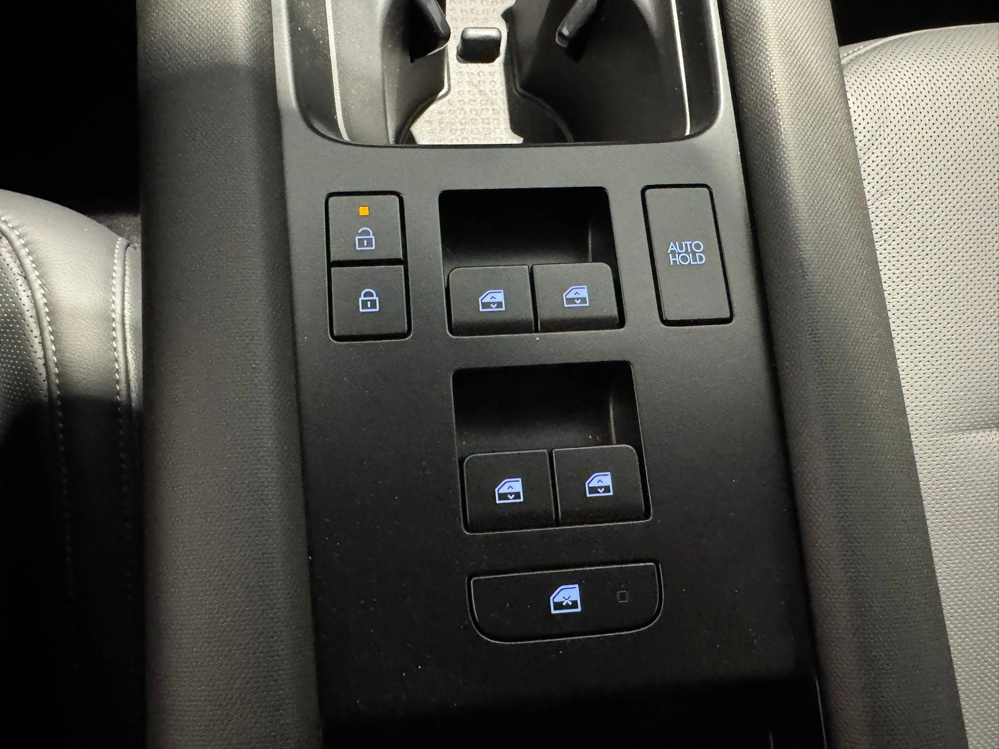 Hyundai-IONIQ 6-image-16