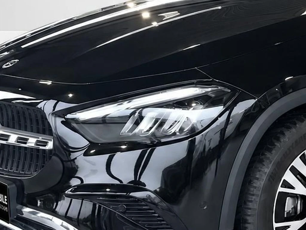 Mercedes-Benz-GLA 200-image-4