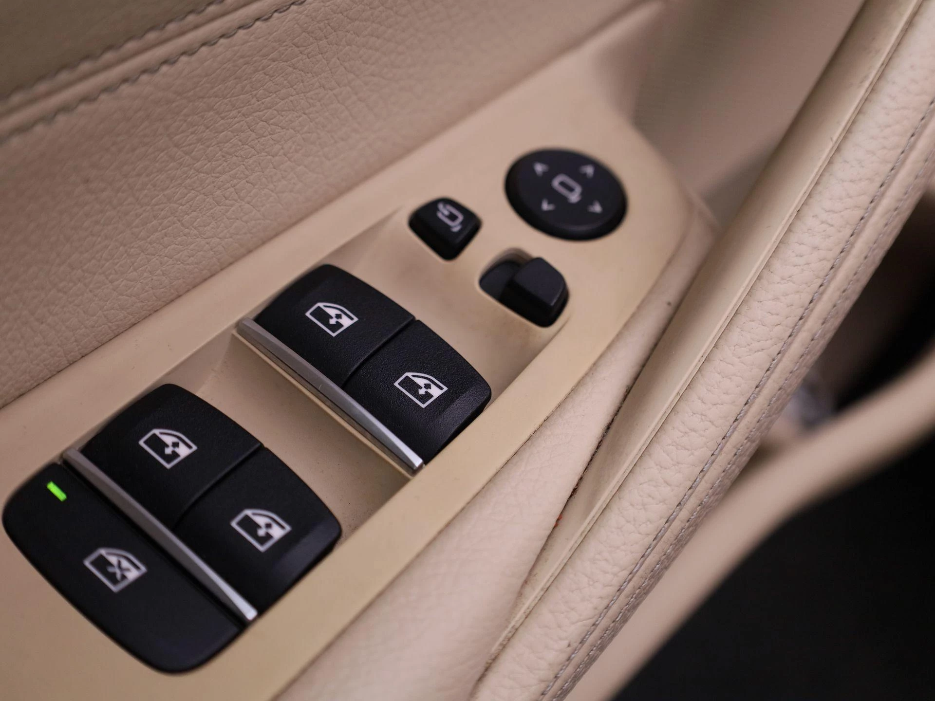 BMW-5 Serie-image-29