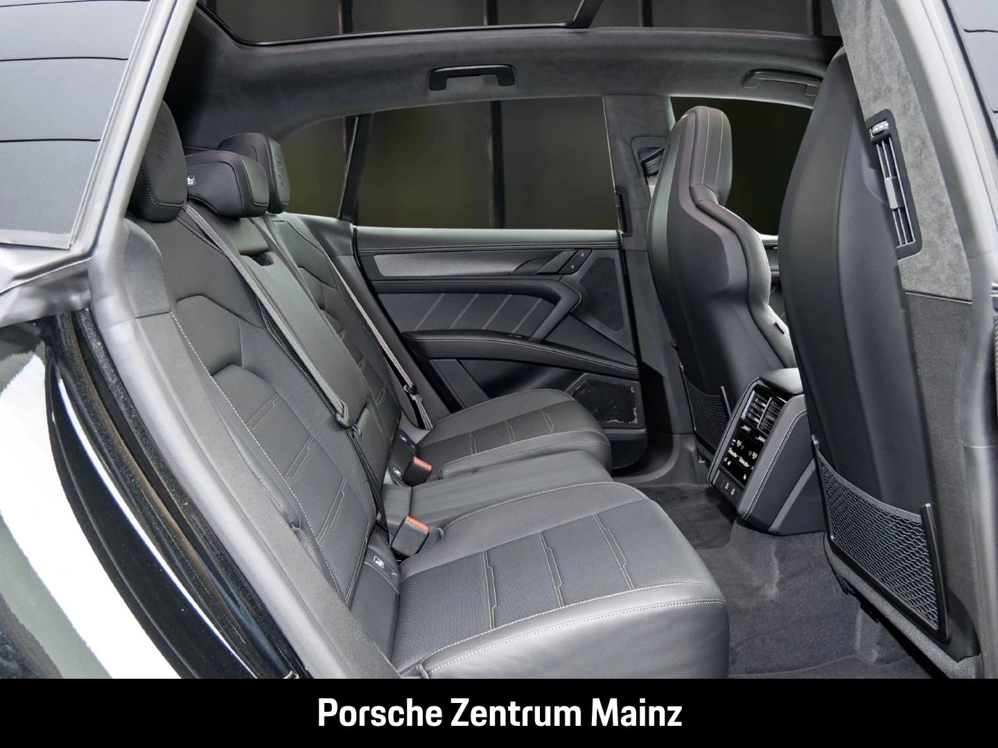 Porsche Cayenne Turbo Electric Active-Ride HA-Lenkung turbo