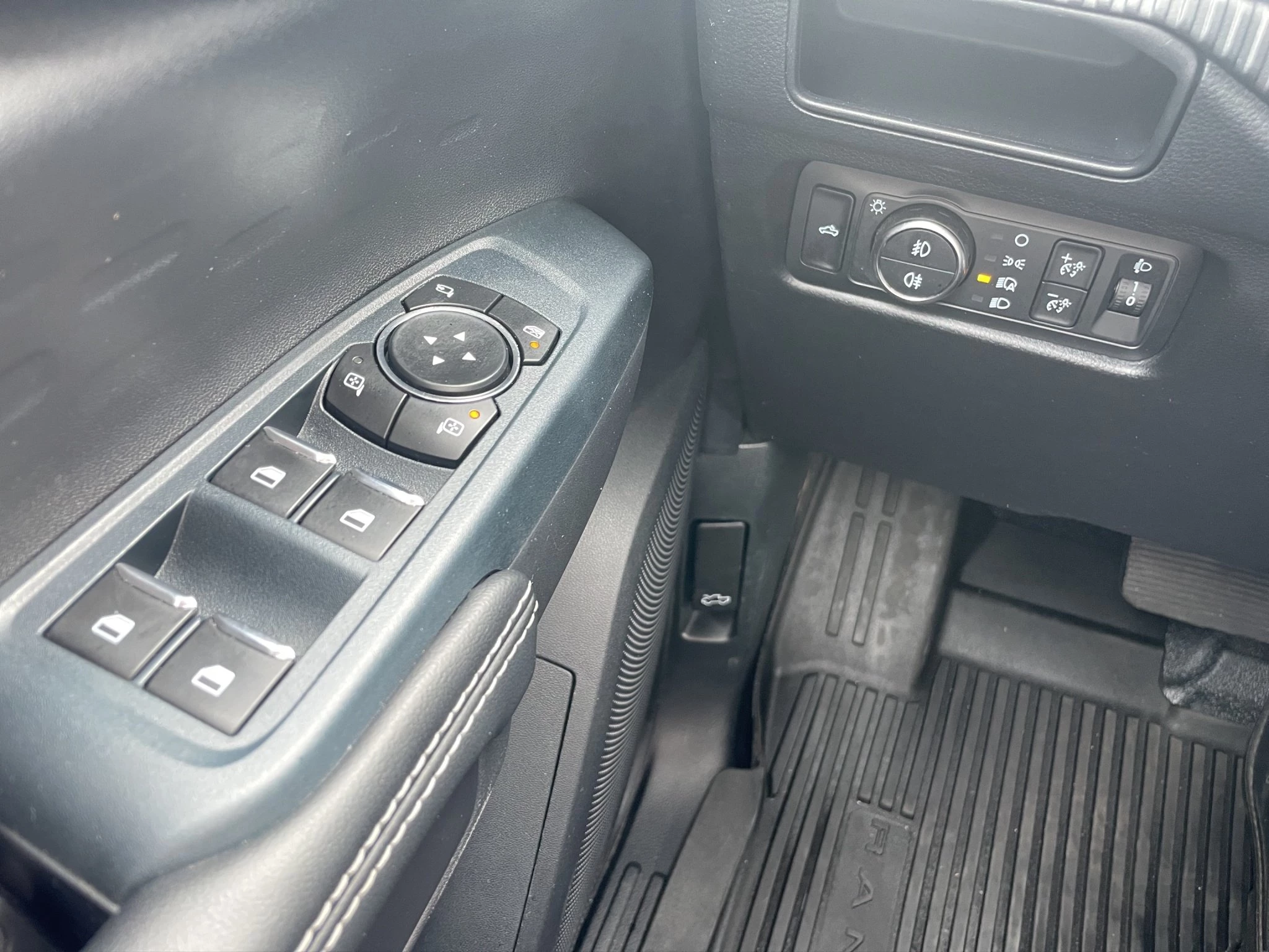 Ford Ranger Tremor DoKa e-AWD AUT | AHK | NAVI | KAM | ROLLO