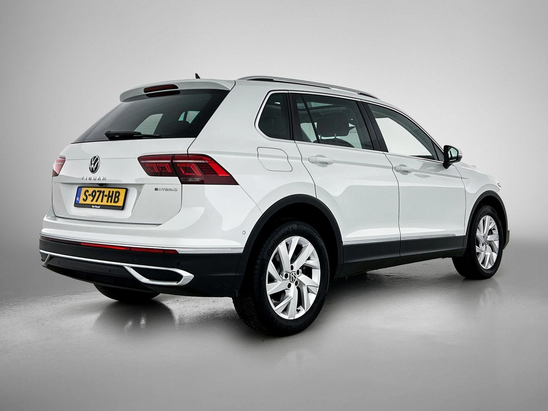 Volkswagen-Tiguan-image-3