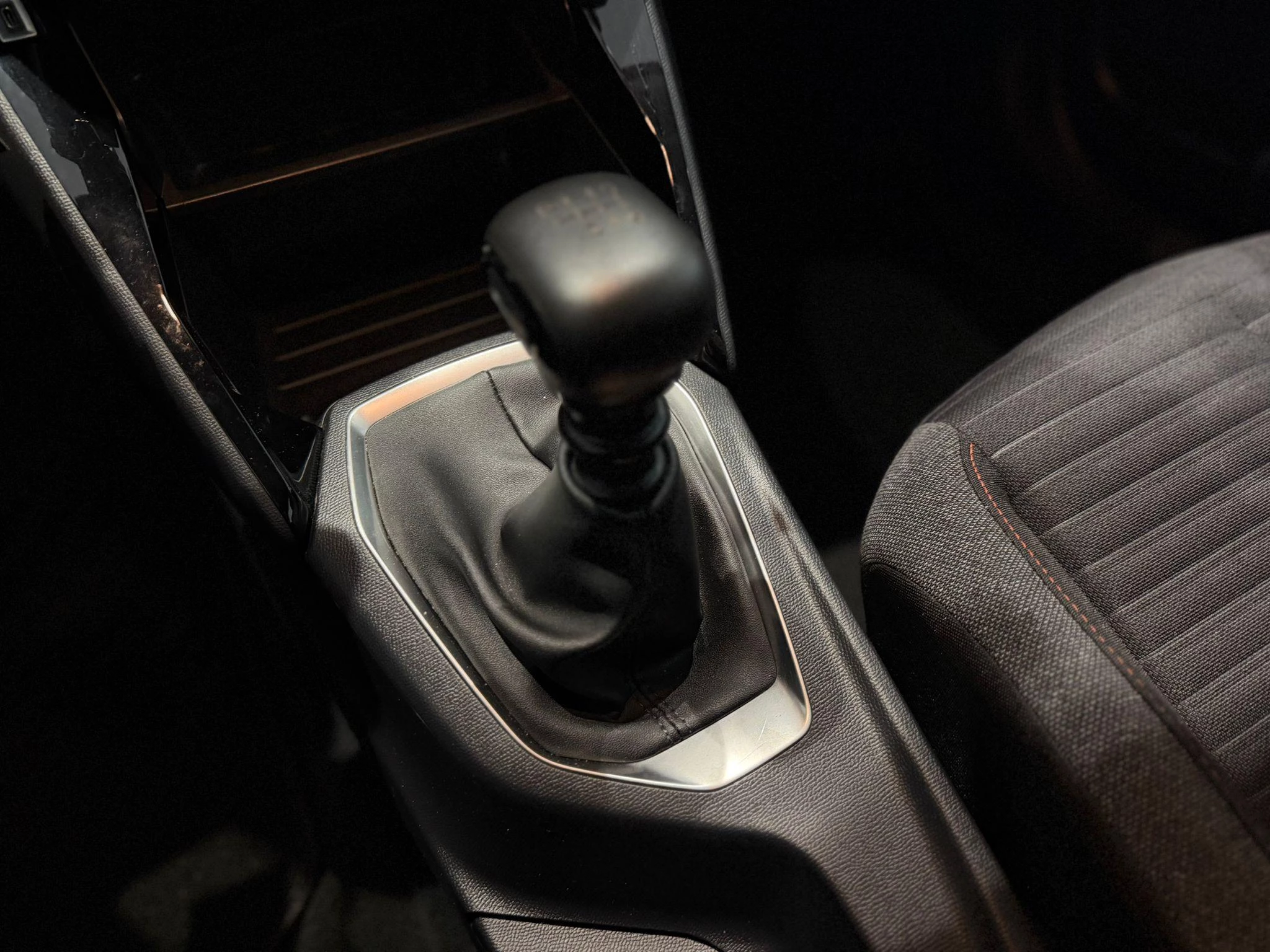 Peugeot-2008-image-17