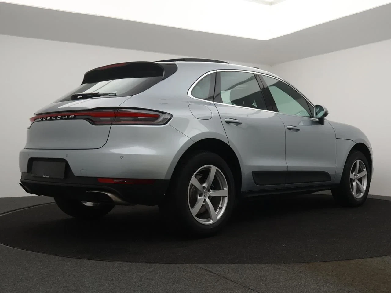 Porsche Macan 2.0 Turbo PDK *NAVI*APP CONNECT*LEDER*ALCANTARA*CAMERA*BLTH*CRUISE*...